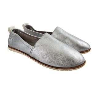 Sorel Ella Flats Metallic Silver Leather Womens Size 10 No Insoles Comfort EUC
